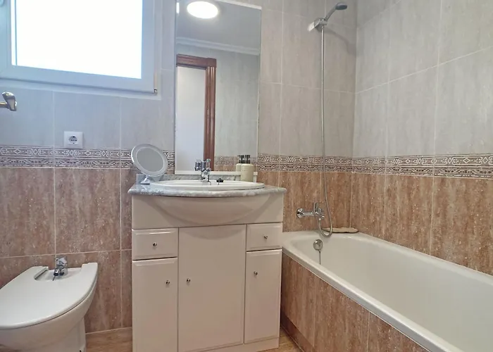 Spanish Connection - Miradores Del Puerto *