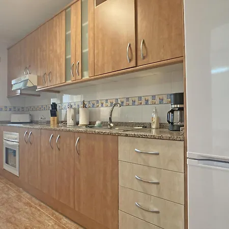 Spanish Connection - Miradores Del Puerto *